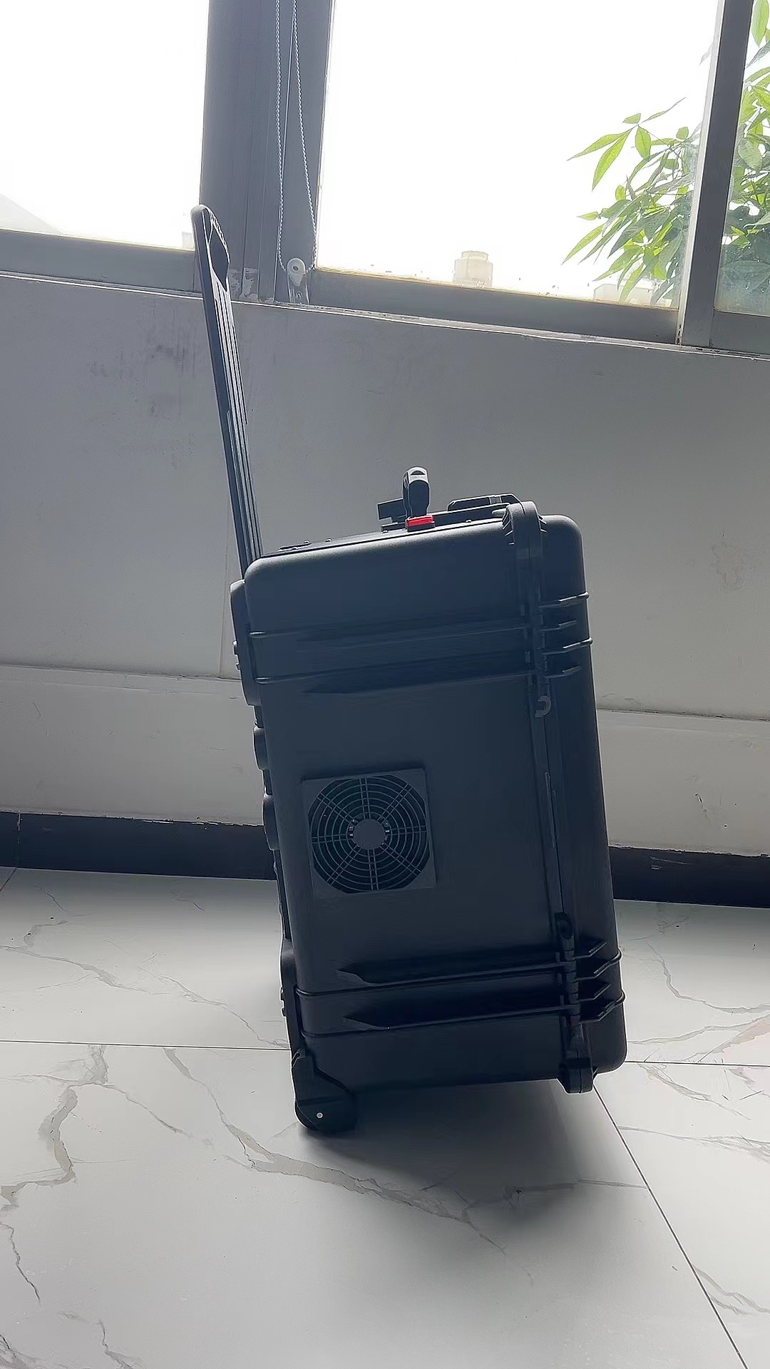 南澳手拉箱型移动通信干扰器